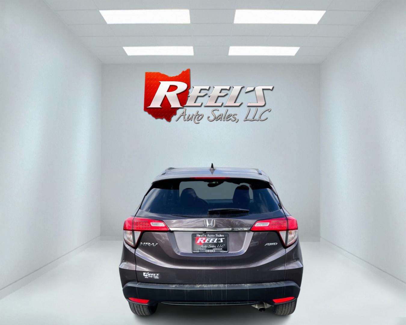 2019 Purple /Black Honda HR-V EX AWD (3CZRU6H54KM) with an 1.8L I4 DOHC 16V engine, Automatic transmission, located at 11115 Chardon Rd. , Chardon, OH, 44024, (440) 214-9705, 41.580246, -81.241943 - Photo#5